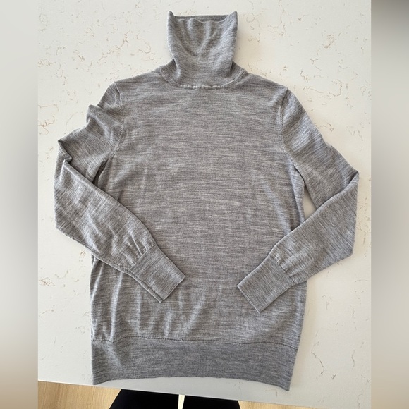 NWOT Merino Wool Turtleneck Sweater - Picture 3 of 7